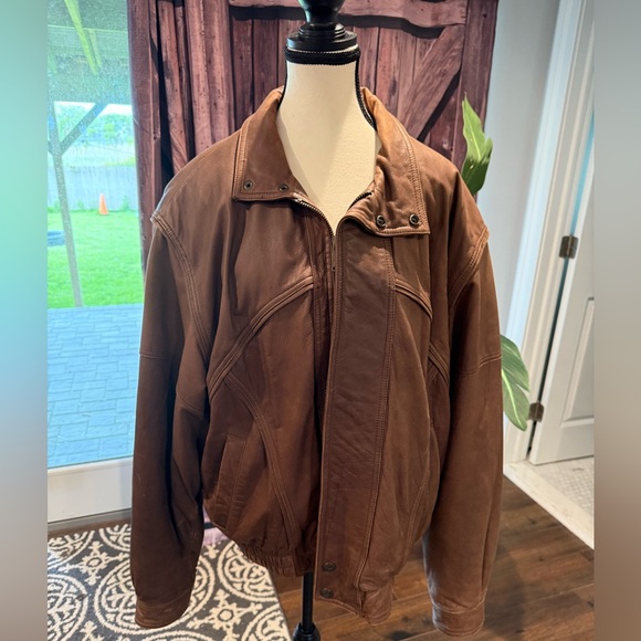Wilsons Leather Other - Wilsons Leather Brown Bomber Jacket Classic Style Removable inner lining